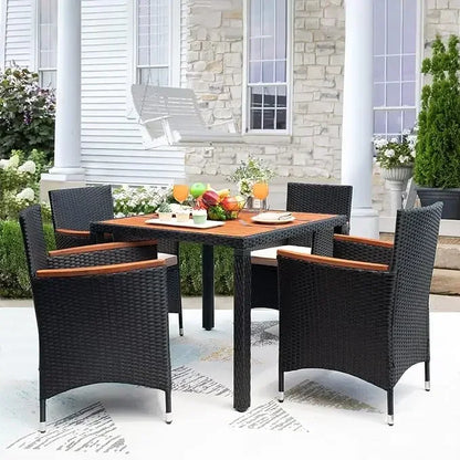 Patio Conversation Set/ Dining Table and Chairs