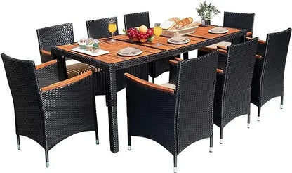 Patio Conversation Set/ Dining Table and Chairs