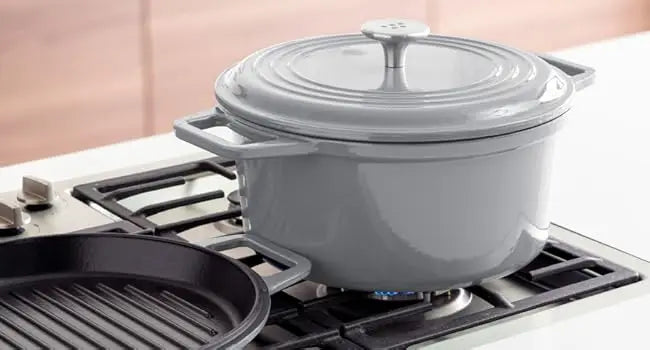 Cast Iron Dutch Oven