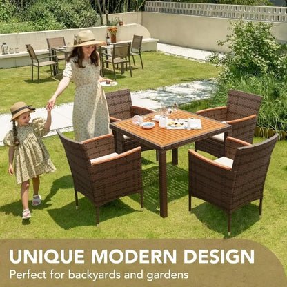 Patio Conversation Set/ Dining Table and Chairs